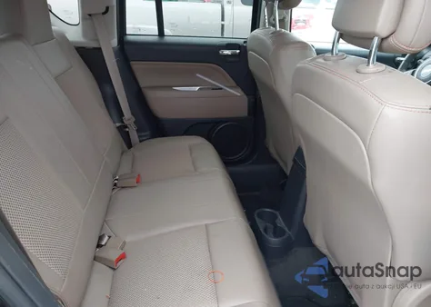 2014 Jeep Compass Latitude z USA, uszkodzony, nr VIN 1C4NJDEB2ED689012